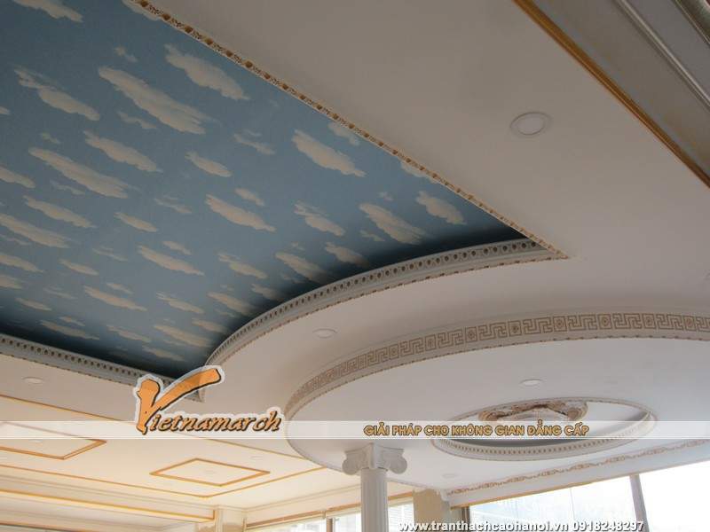 Hoàn thiện trần thạch cao showroom phào chỉ, vật liệu trang trí số 69 Lê Văn Lương