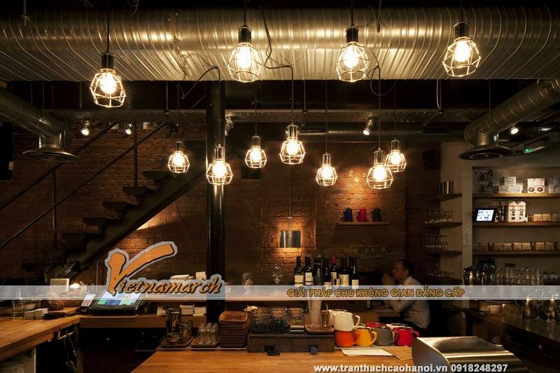 Quán Cafe có thiết kế hệ đèn trần và trần nhà vô cùng ấn tượng 10