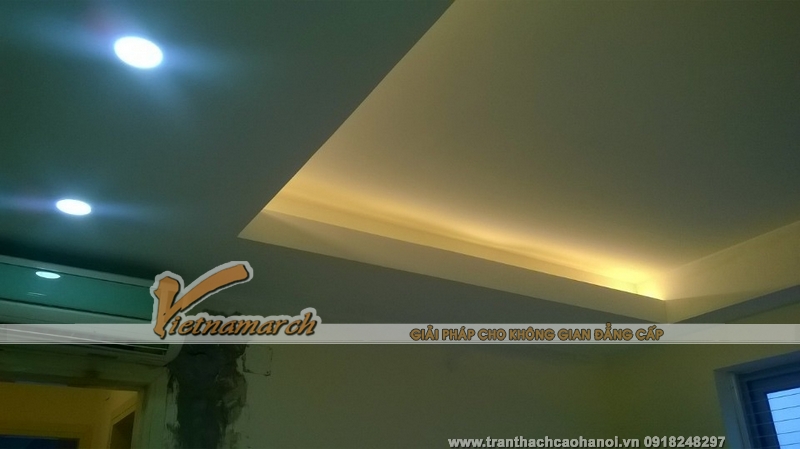 Hoàn thiện thi công trần thạch cao phòng ngủ 1 kết hợp đèn Led âm trần cho nhà anh Hoàng - Linh Đàm
